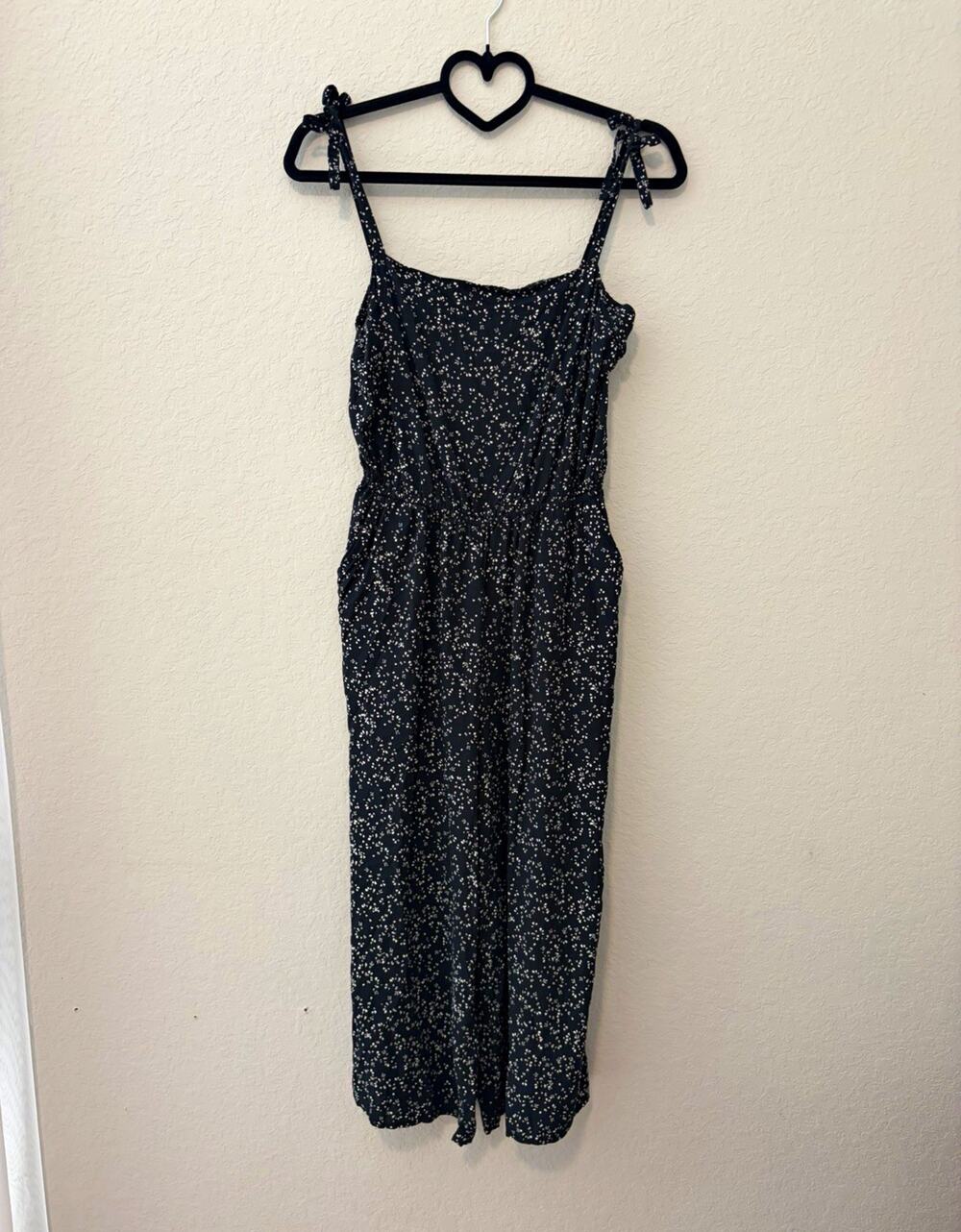 NWOT GAP Black/White Floral Wide-Leg Cami Jumpsuit Square Neck Spaghetti Strap M